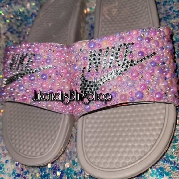 Bling Nike Slides - Picture 7 of 7